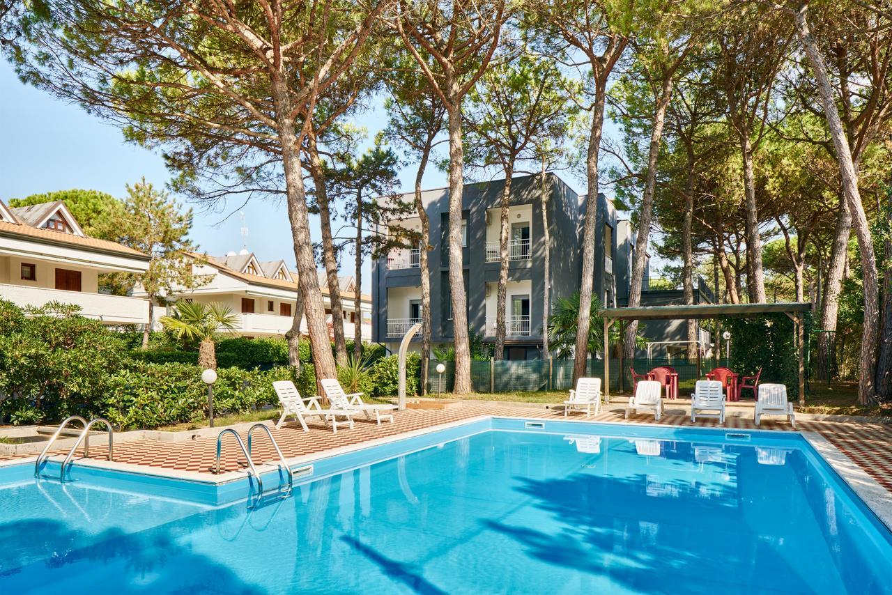 G/Hotel Lignano Lignano Sabbiadoro Exterior photo